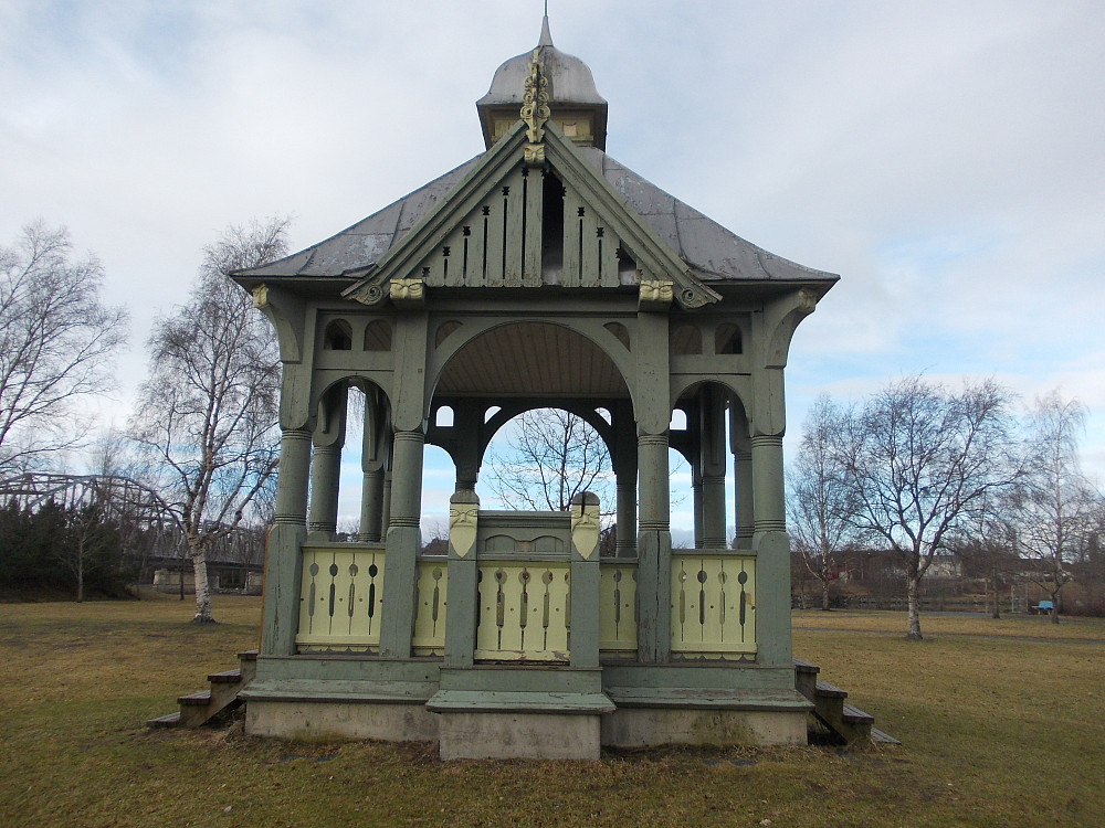 Fra parken ved Verdalselva