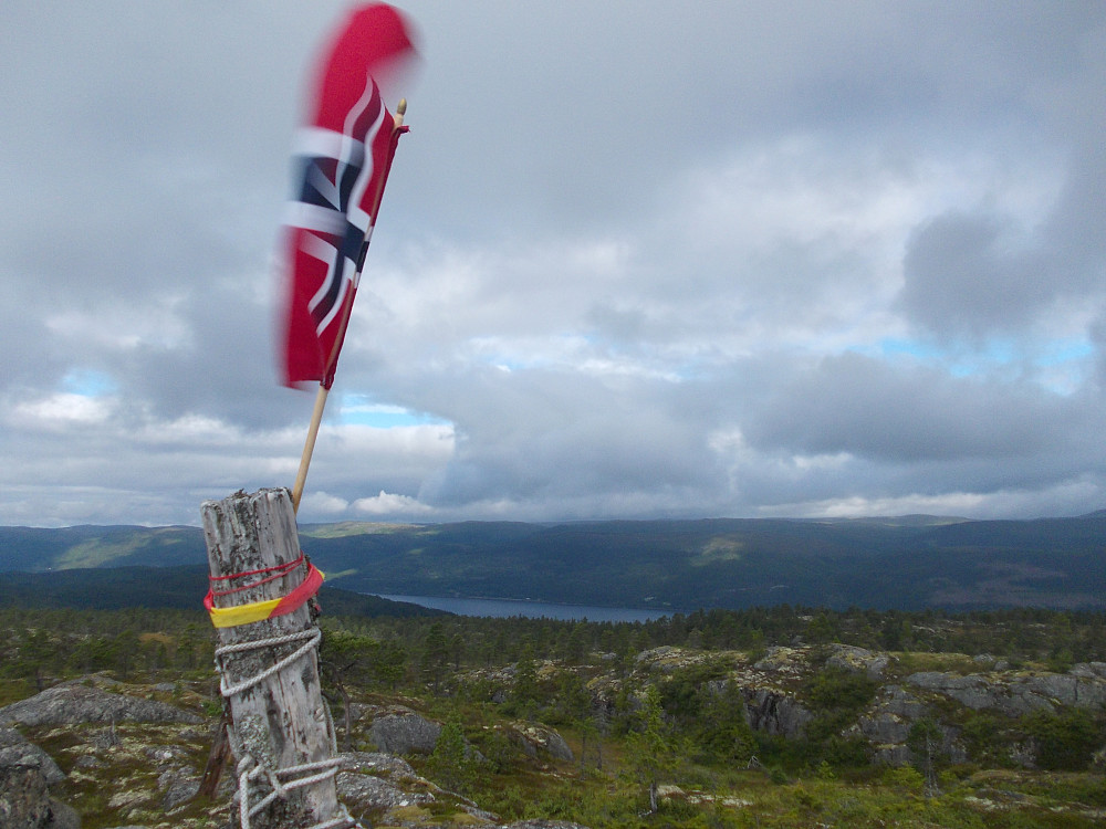 Utsikt fra Bjørnkammen mot Verrasundet
