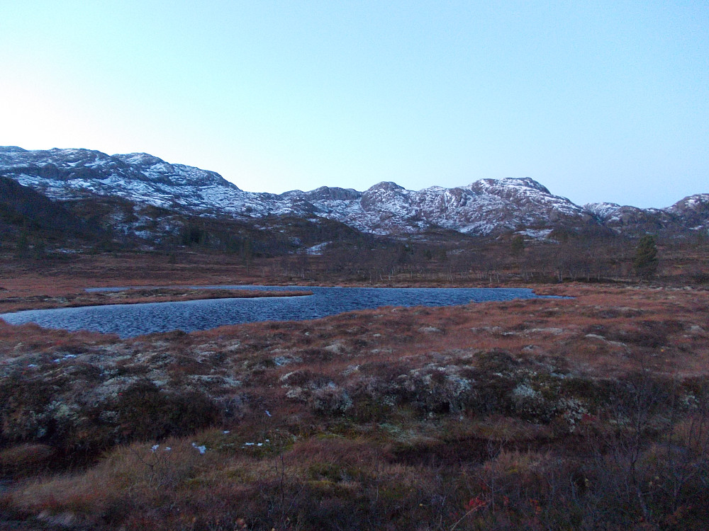 Tidlig morgen mot Gunneldfjellet