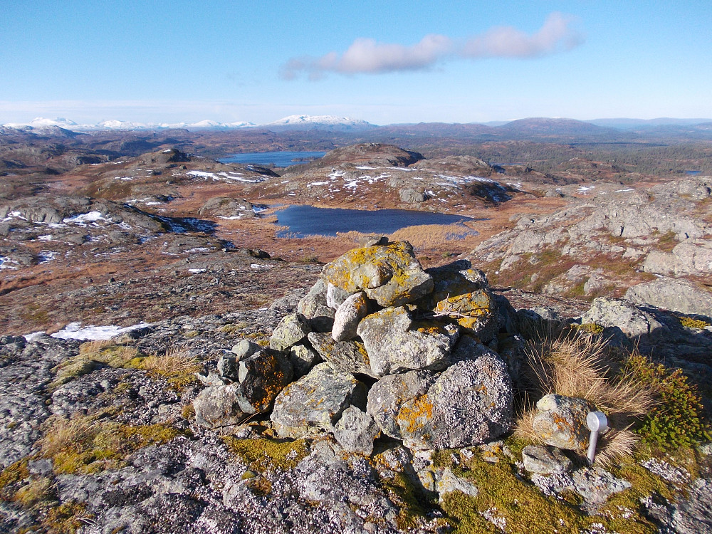 Varden og grensemerket på Vest for Sørlifjellet