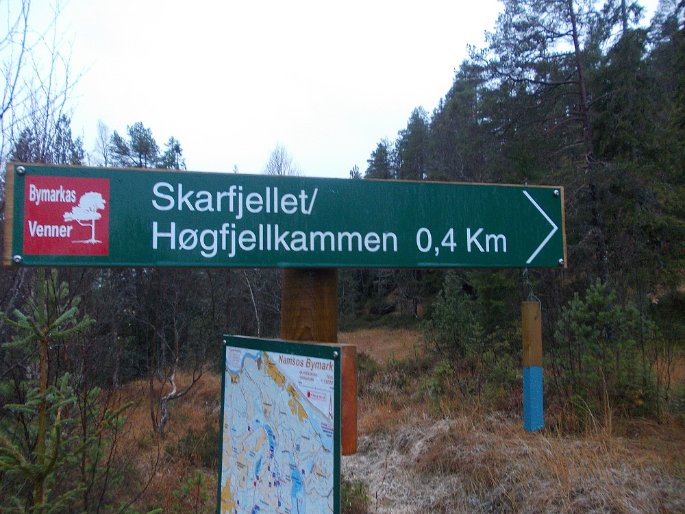 Denne stien går ikke til Skardfjellet, men til Høgfjellkammen litt vest for Høgfjellet (250 moh)