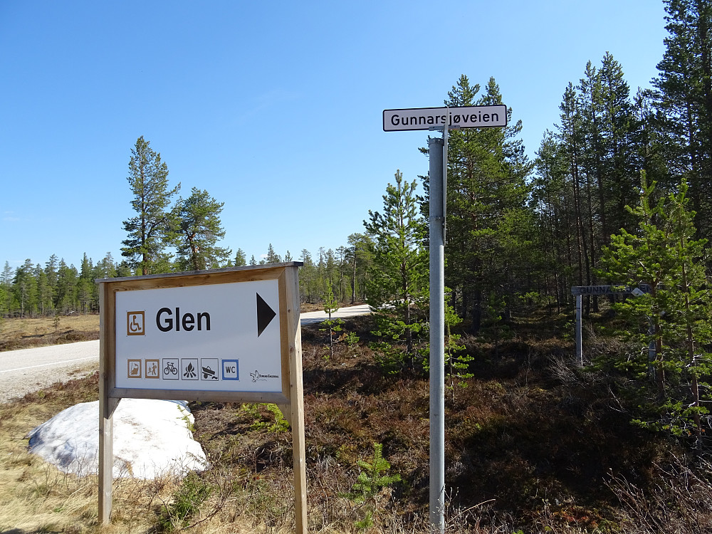 Parkering ved Gunnarsjøveien (Glen camping)