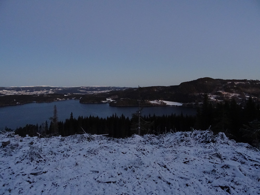 Fin utsikt mot Malmsjøen og Hosetkammen