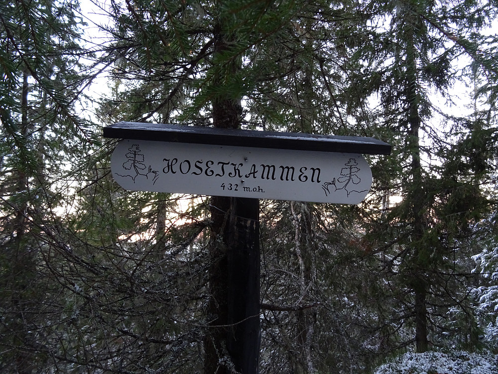 Fint skilt på toppen av Hosetkammen (Skaun)