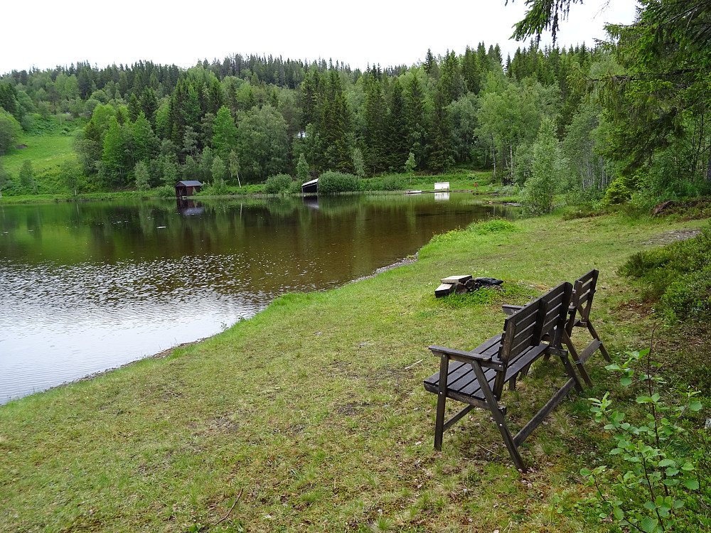 Fin rasteplass ved Gåslandsvatnet
