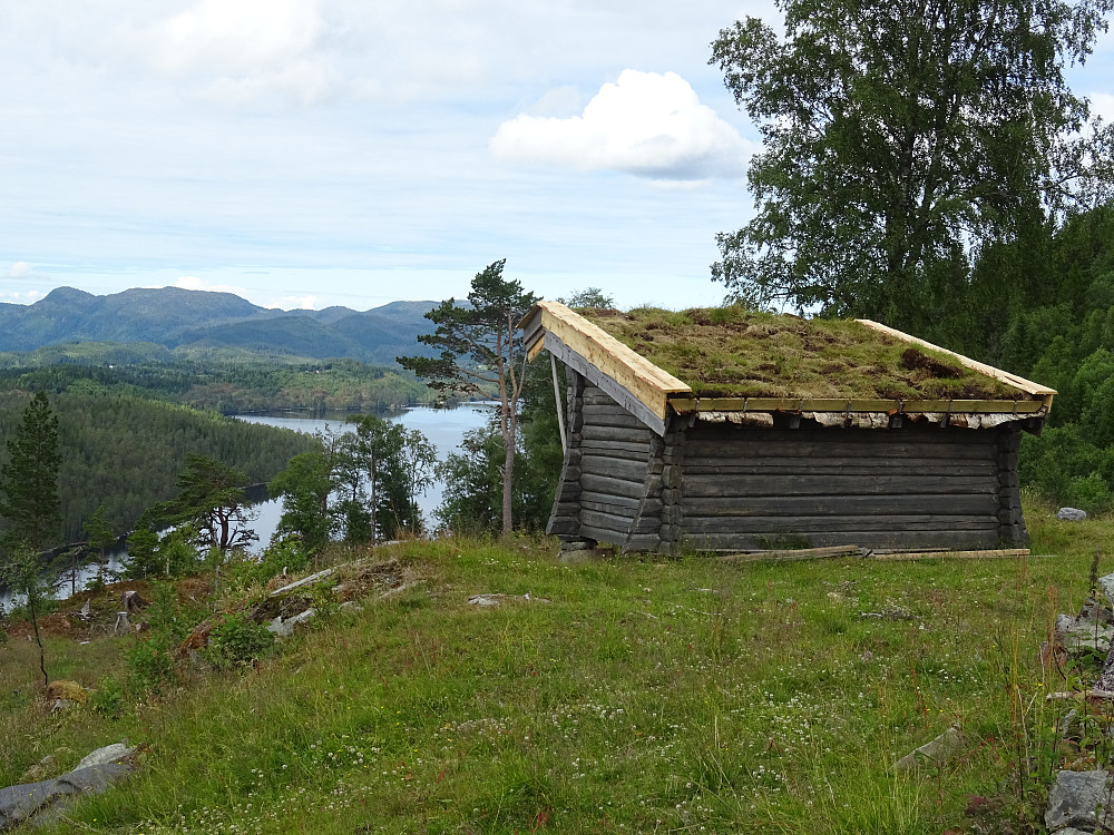Gapahuk på Lilleenget
