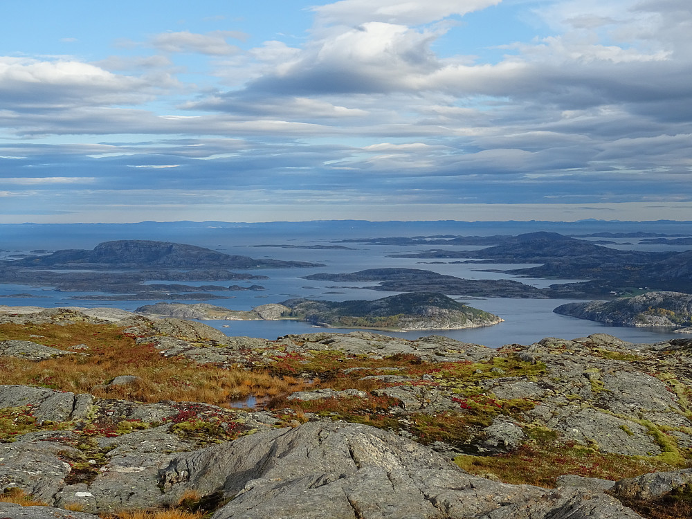 Utsikt fra Kilfjellet mot øyene i Flatanger