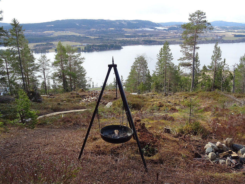 Utsikt fra Kvamsåstrappa mot Snåsavatnet