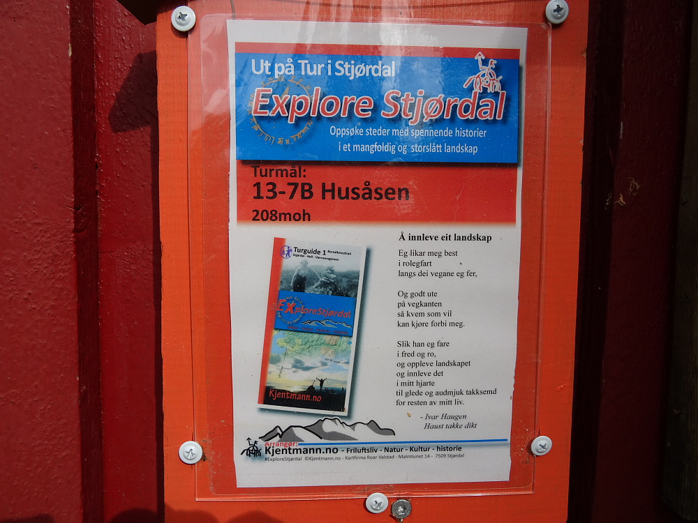 Litt diktlesing på Husåsen