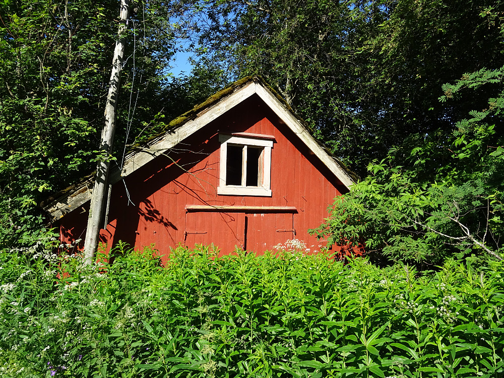 Et lite hus på veien