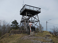 Trigpunkt og tårn på Røreåsen