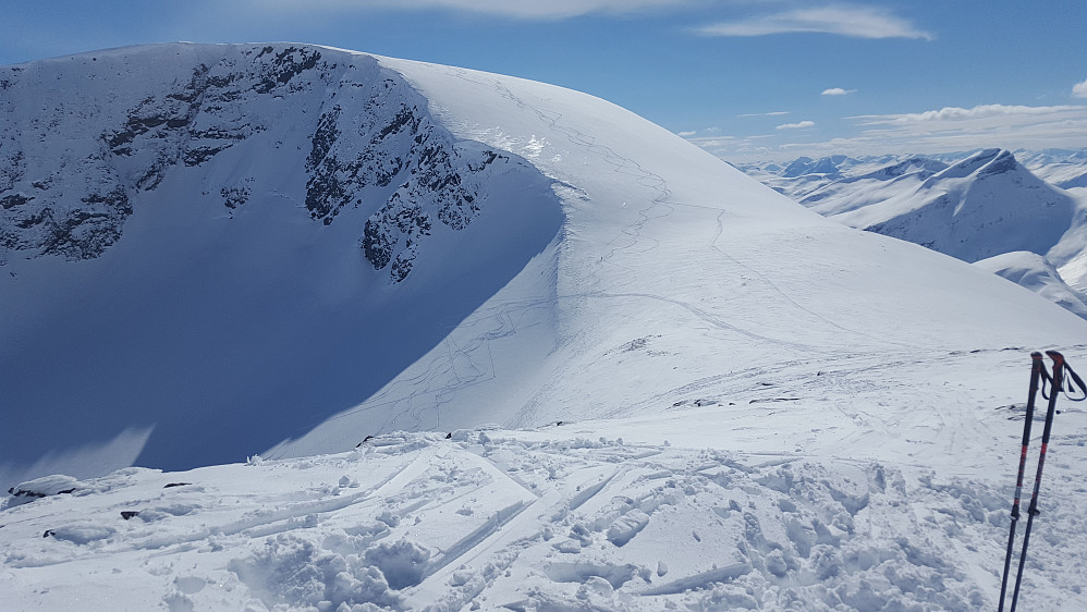Storbua sett fra Kvasstinden