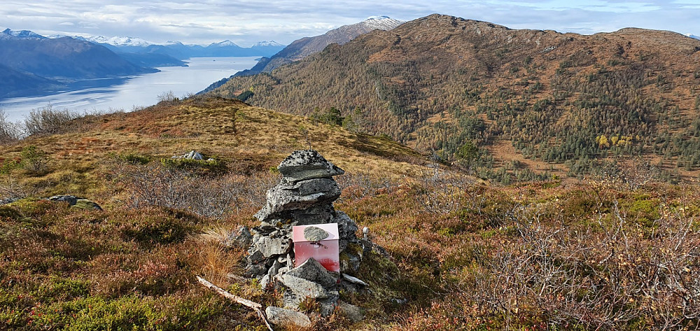 Purka med Storhaugen nærmest i bakgrunnen