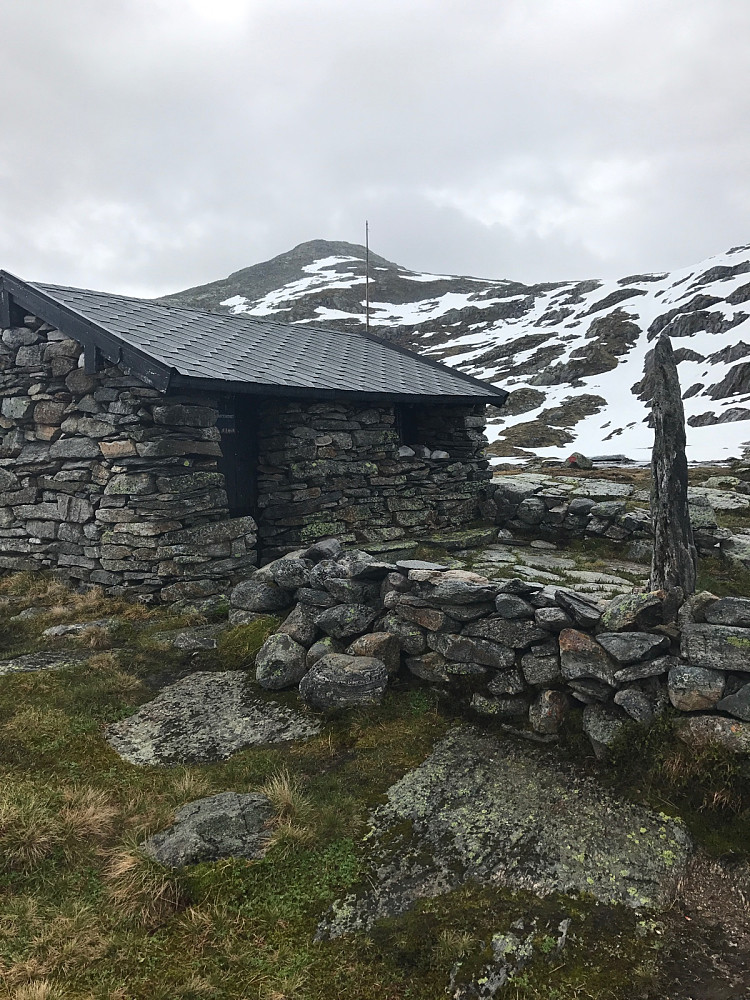 Steinhytta på Svartevatnet 1007 moh.
