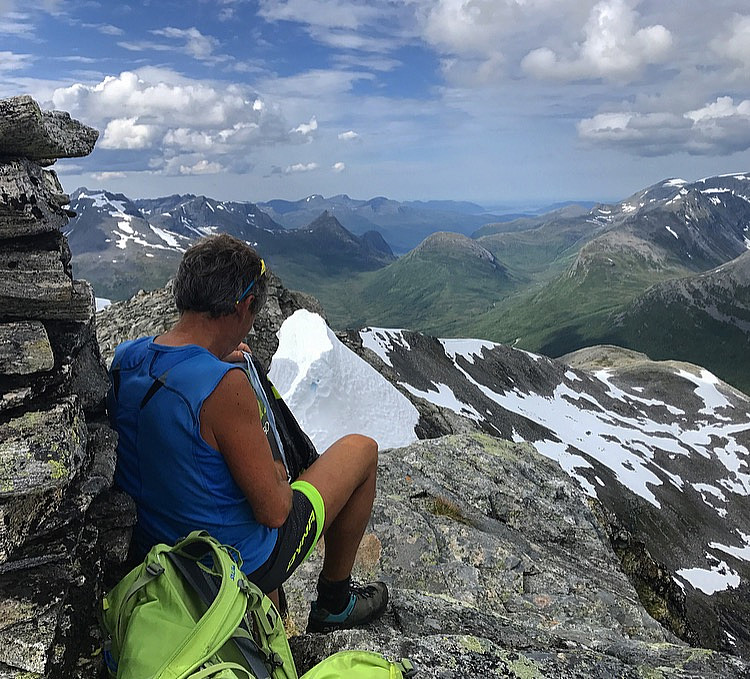Ådalstinden
