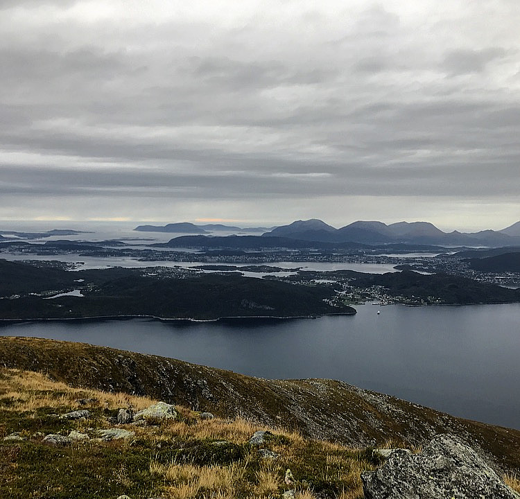 Fra Festøykollen.
Mot Ålesund