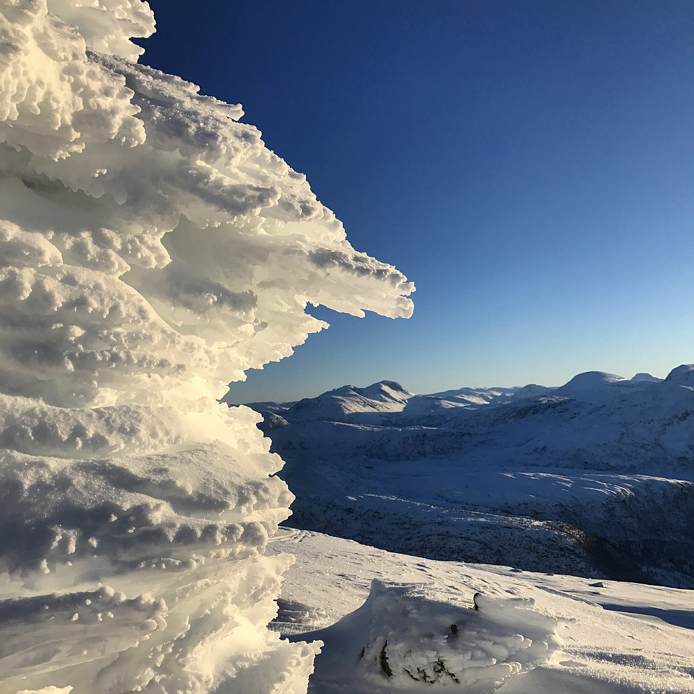 Flott utsikt til Snota og Trollheimen :)