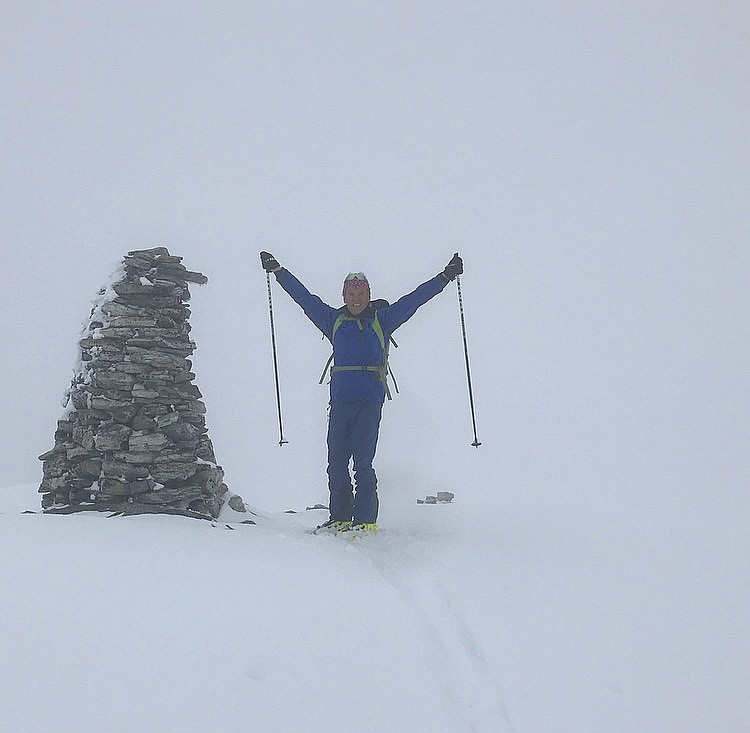 Tett tåke... Blåtind (1663 moh)