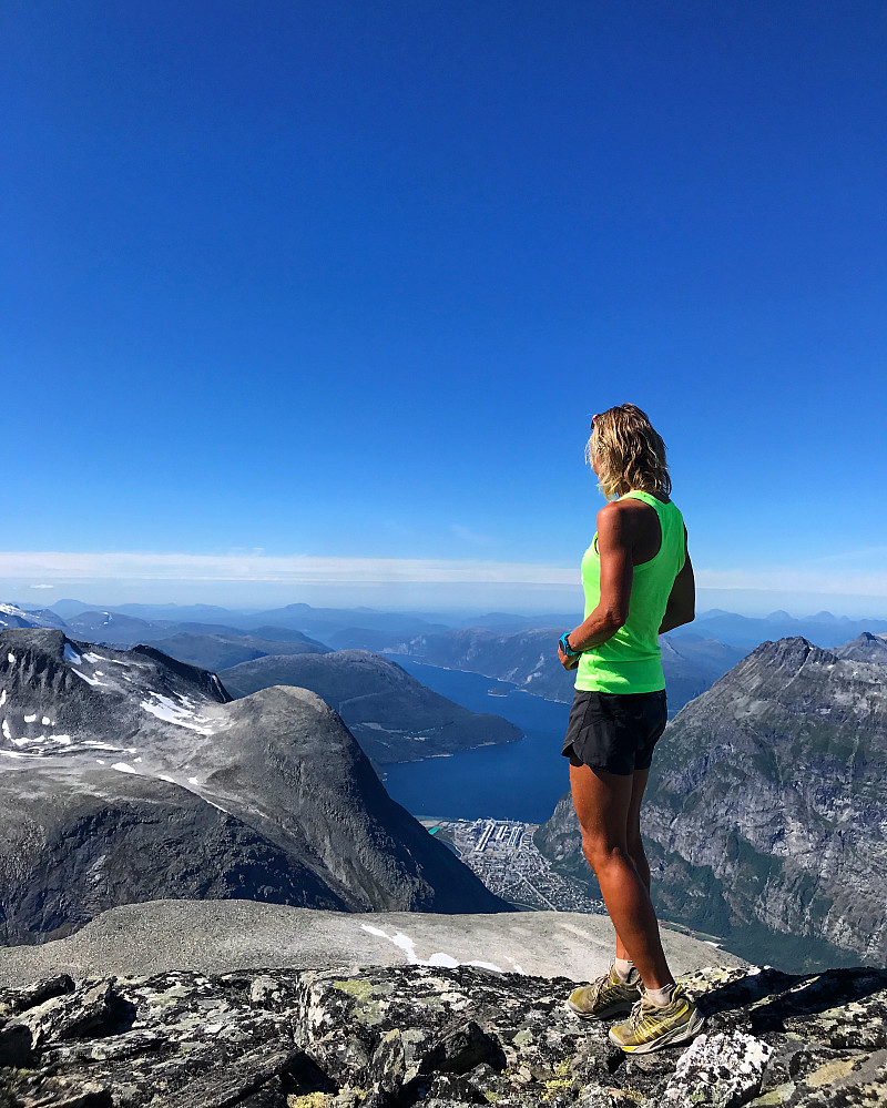På Kaldfonna.
Litlkalken, Hovsnebba & Sunndalsøra
