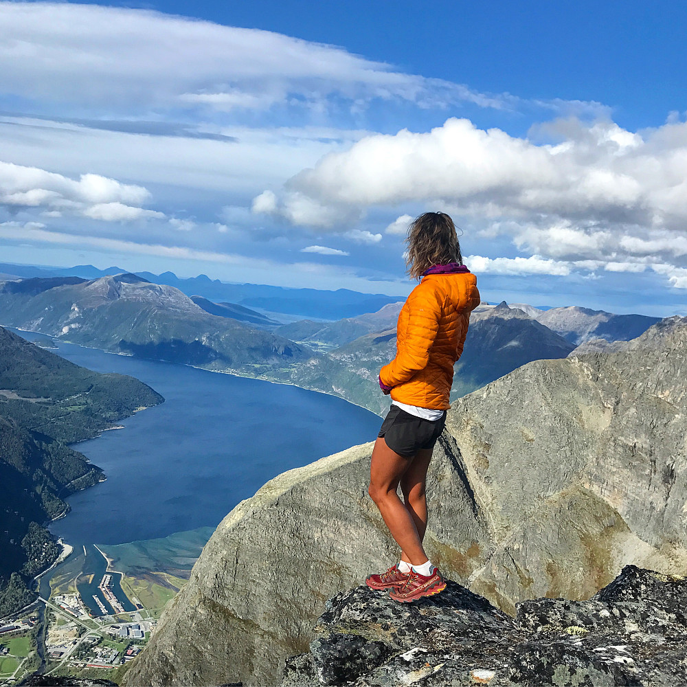 På Hårstadnebba, fin utsikt til Sunndalsfjorden
