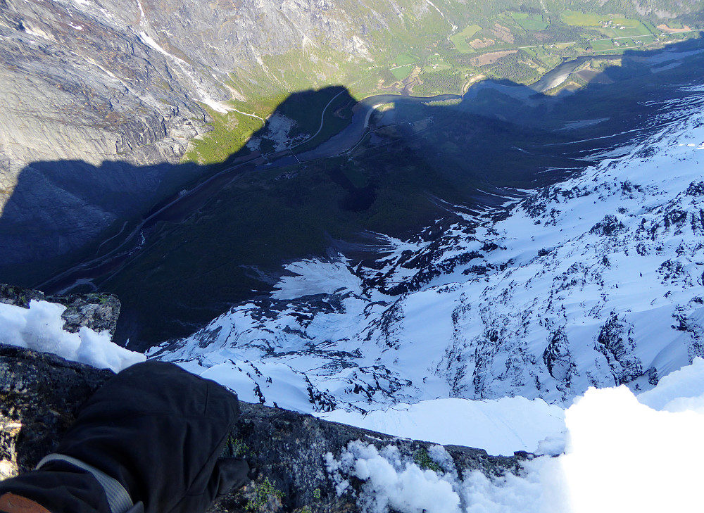 1700 meter ned til Romsdalen...