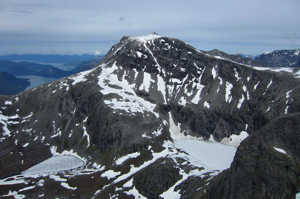 Finnan og Romsdalsfjorden.