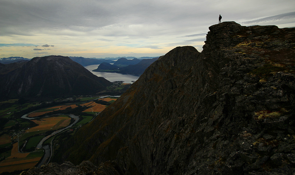 Flott utsikt mot fjorden.