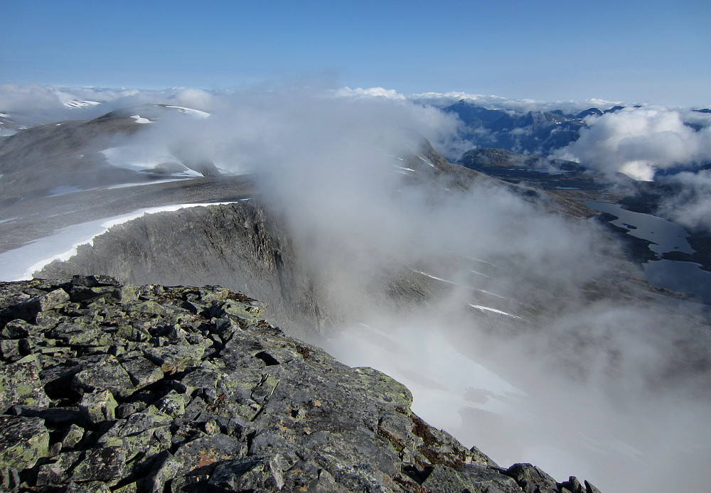 Egga vidare frå Fossafjellet.