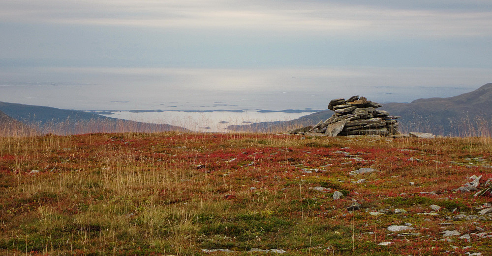 På Butippen, med Atlanterhavsvegen i bakgrunnen.