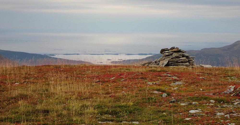 På Butippen, med Atlanterhavsvegen i bakgrunnen.