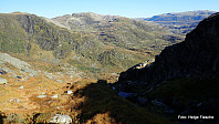  Ned fra Gråfjellet, etter hvert blir det mindre gråstein og mer vegetasjon.