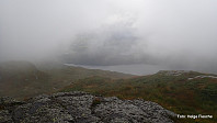 Et lite utsiktsglimt fra Såta mot Gjønavatnet, Holdhus og Skjelbreid.