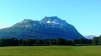   Vassbruntinden, sett fra Kalstad